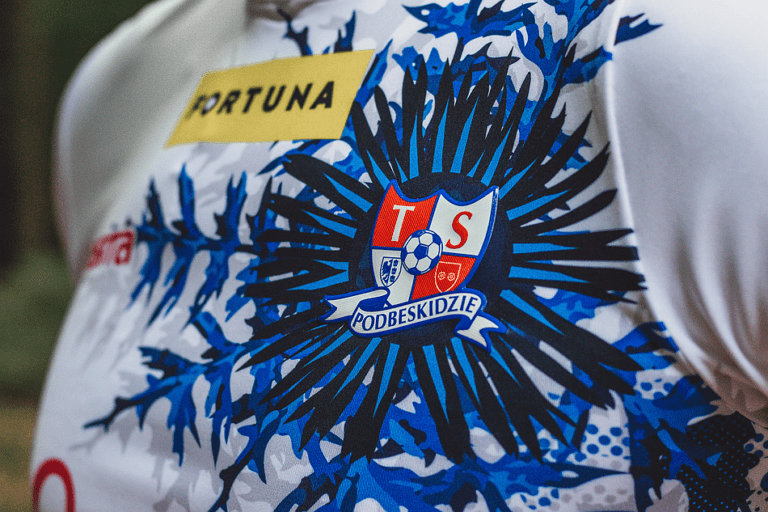 Nowa koszulka TS Podbeskidzie Dziewiecsil z Goralami 1