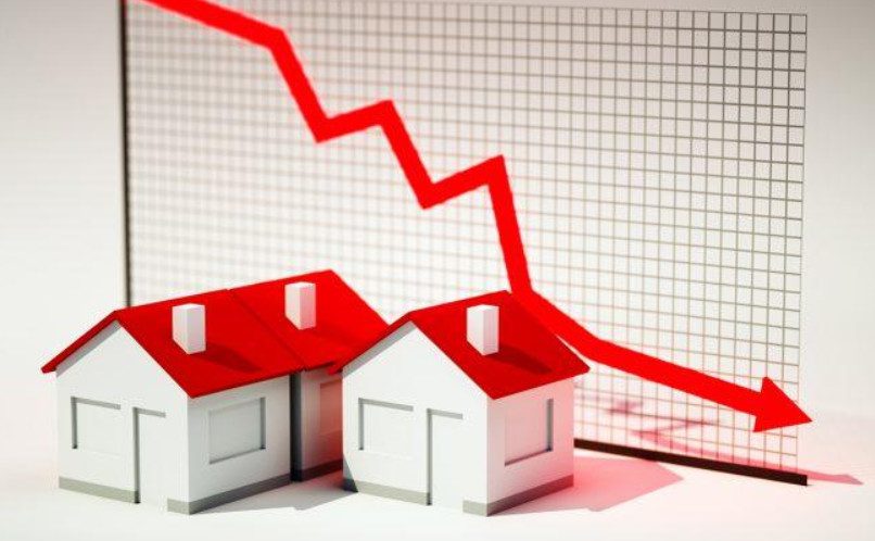 ceny domow mieszkan w dol spadaja