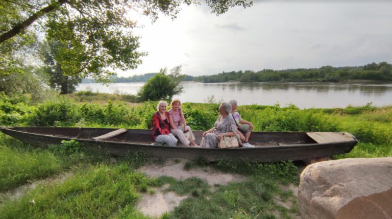 Samotni seniorzy maja szanse na wakacje