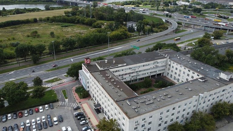 Inwestycja OKAM na terenie dawnej fabryki samochodow przy ulicy Jagiellonskiej w Warszawie. fot. Walter Herz