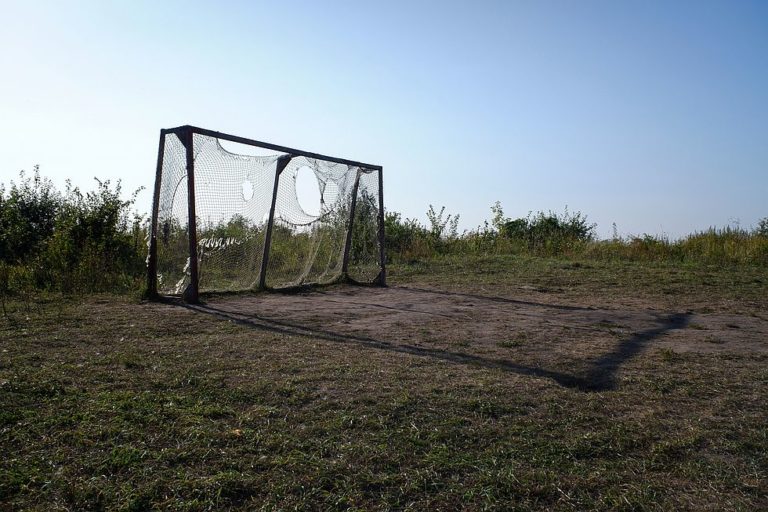 PZPN buduje wielka mape polskich boisk. Nagrody za zgloszenie zdjec puchar 1000 goli