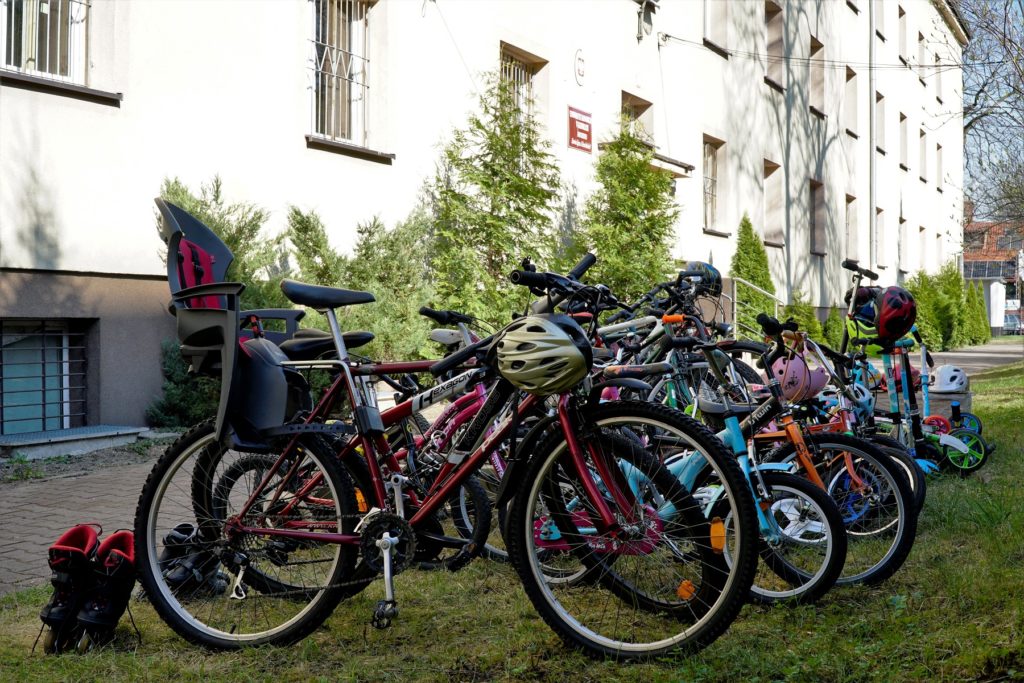 Wypożyczalnia rowerów dla ukraińskich uchodźców mieści się w akademikach przy ul. Franciszkańskiej fot. D. Czapla
