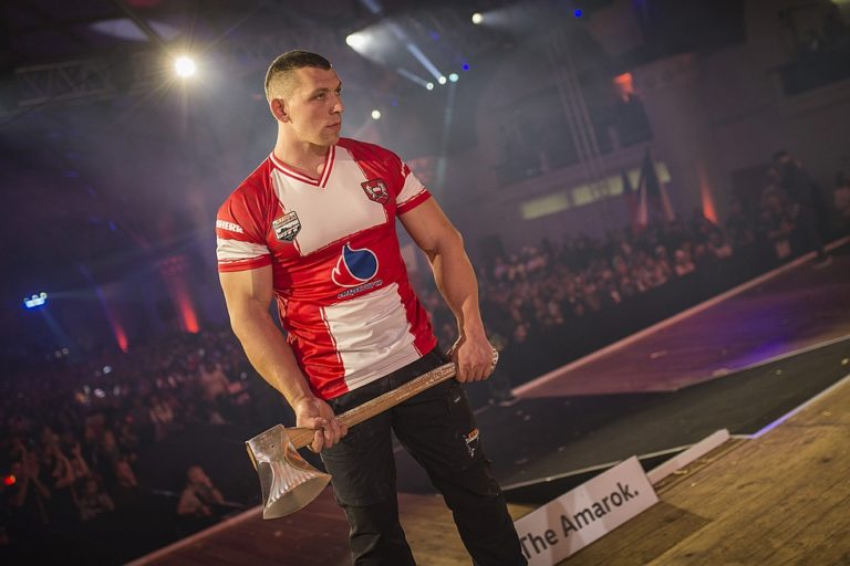 Narabia sie pod zaglami Elita drwali zawita do Gizycka Darga 2022