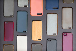 Personalizowane etui na telefon – ochrona i ozdobny gadzet w jednym