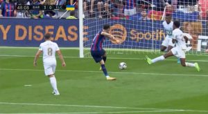 2 gole Roberta Lewandowskiego w meczu Barcelona - Elche 3:0