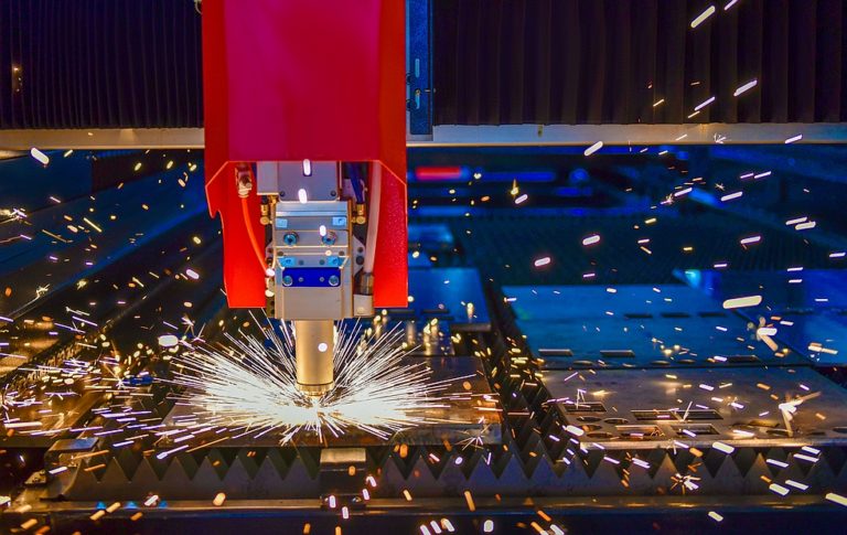 Z czym poradzi sobie maszyna do ciecia plazma