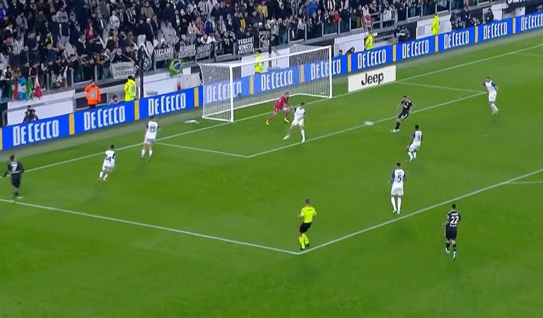 Gol Arka Milika w meczu Juventus Turyn Lazio Rzym 3 0