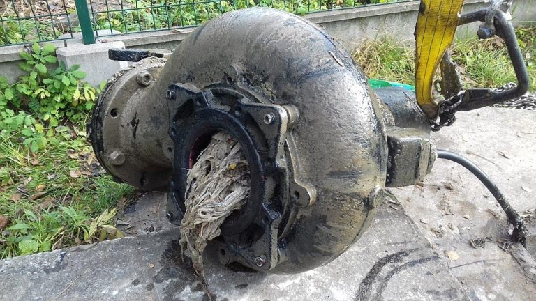 Tylko slonia brak... czyli co wrzucamy do toalety fot.2