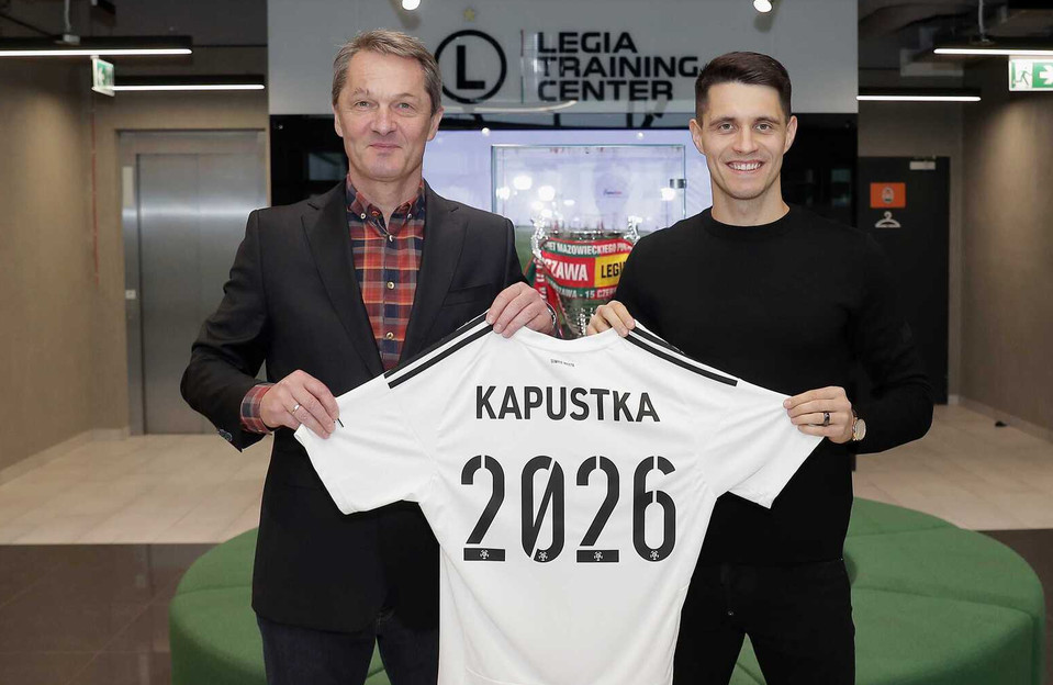 Nowy kontrakt Bartosza Kapustki z Legia Warszawa
