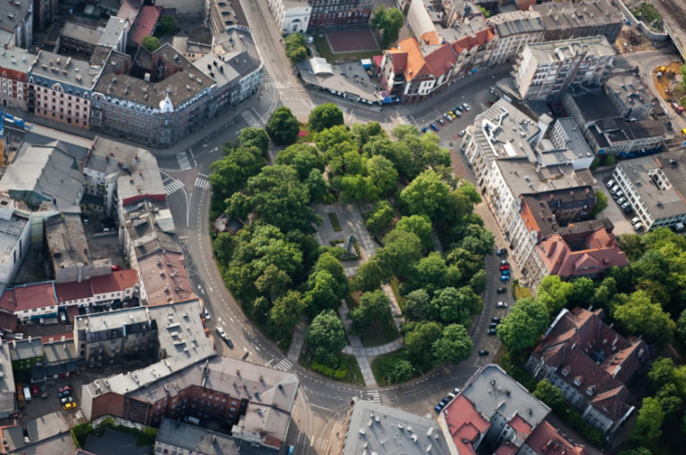 Plac wolnosci w Katowicach z lotu ptaka dron