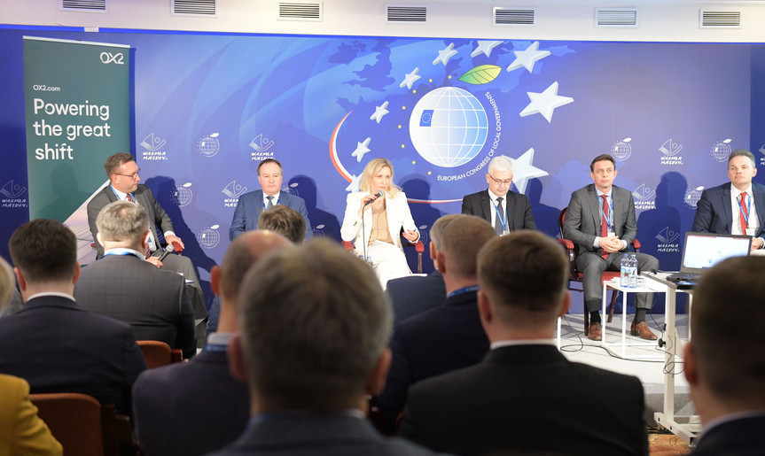 Bedzie 35 mld zlotych dla malych gmin. Potrzebna jednak specustawa.