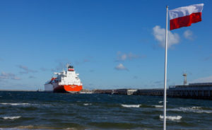 Pierwsza dostawa LNG do Polski gazowcem z floty Grupy ORLEN dotarla do Swinoujscia