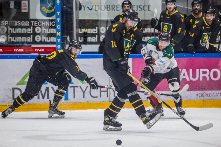 Slaski final Polskiej Hokej Ligi. W sobote poczatek walki o zloto