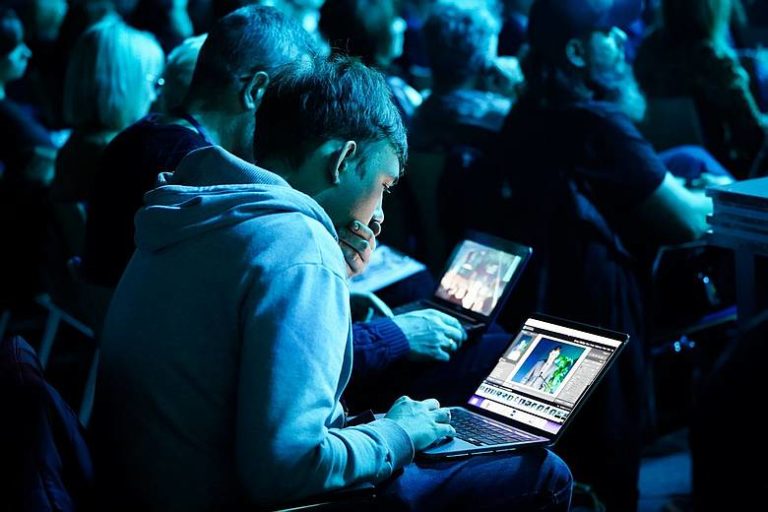 Wydarzenia takie jak VIII Kongres Wyzwan Zdrowotnych w Katowicach transmitowane sa m.in . dla uczestnikow on line fot. KAW