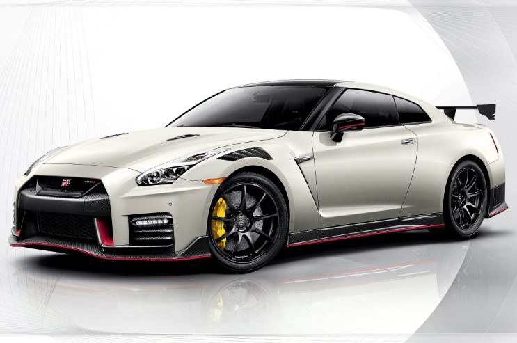 Nissan GT R