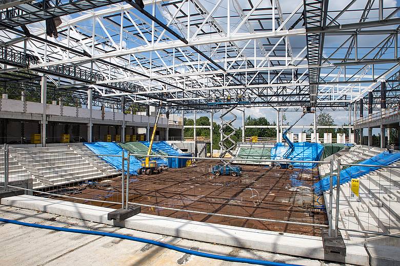 W przyszłym roku zakończy się pierwszy etap inwestycji obejmujący budowę stadionu, ale także hali sportowej Fot. S. Rybok