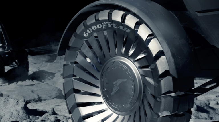 DZIEDZICTWO ROZWOJU OPON KSIEZYCOWYCH