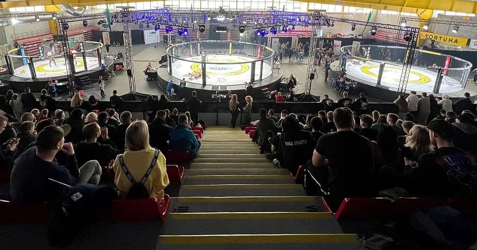 Prawie 300 walk odbylo sie na 3. Mistrzostwach MMA w Warszawie