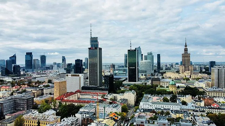 W Regionach Coraz Wiekszy Wybor Biur Warszawa Fot. Walter Herz