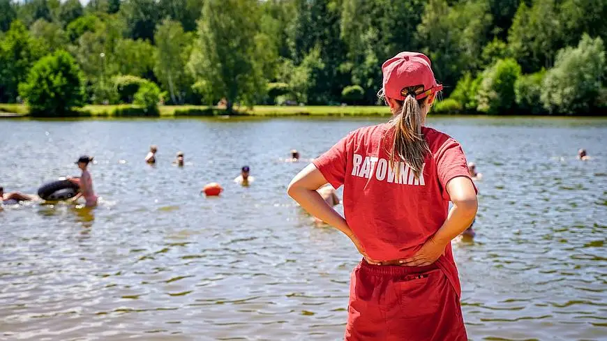 Kapieliska W Katowicach Ratownikow Prawie Tyle Co W Mielnie Fot. KAW