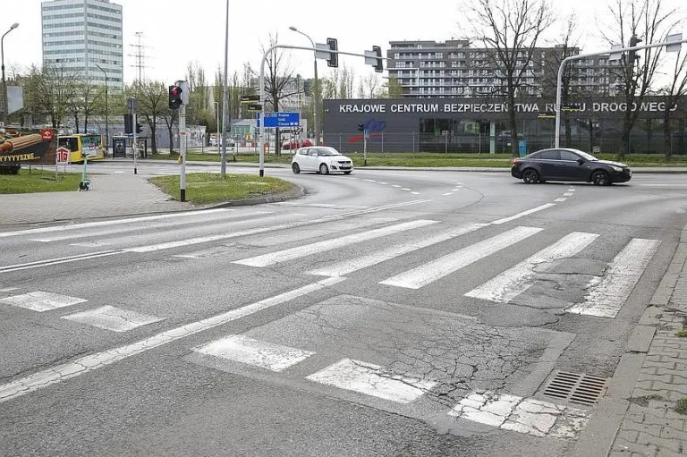 Juz Wkrotce Rozpocznie Sie Przebudowa Nawierzchni Jezdni Ul. Ceglanej W Katowicach Fot KAW