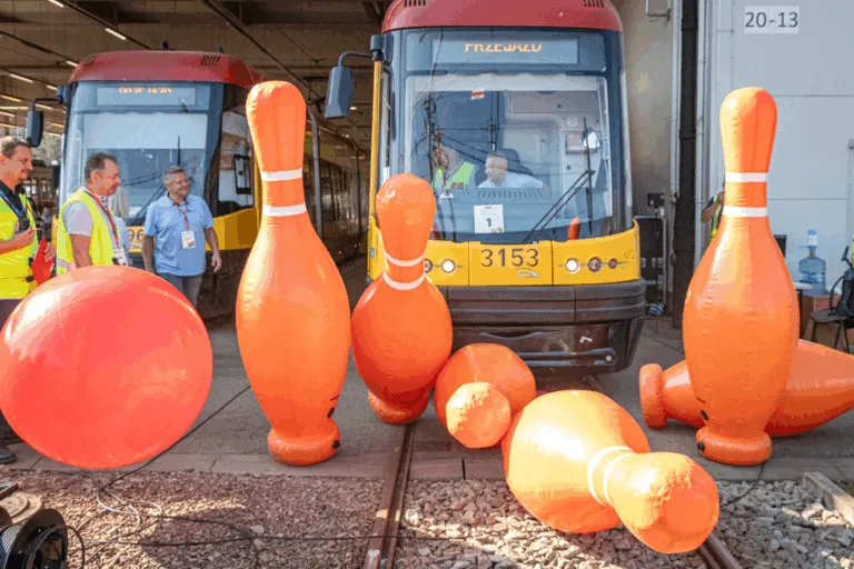 Czy Tramwaje Moga Grac W Bilard I Kregle 1