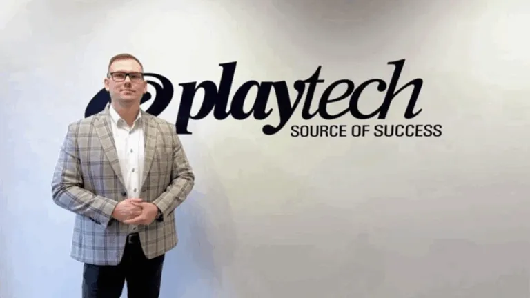 Na Zdjeciu Tomasz Mogila Playtech