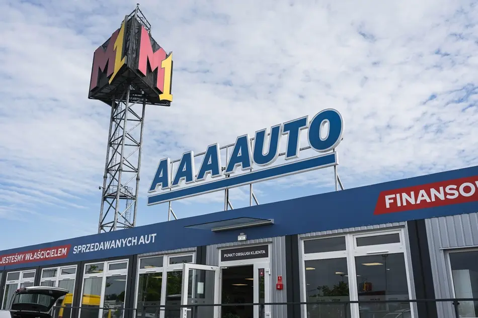 Nowe Centrum AAA AUTO W Zabrzu. 800 Samochodow I Energooszczedna Infrastruktura 1