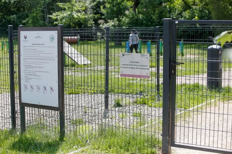 Psi Wybieg W Dolinie Trzech Stawow Zostal Wybudowany W Ramach Budzetu Obywatelskiego Fot. KAW
