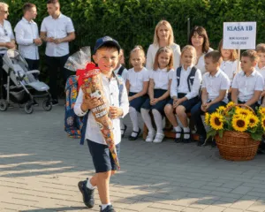 Tyta Pierwszoklasita 1 Klasa Rozpoczecie Roku Szkolnego 1 Wrzesnia