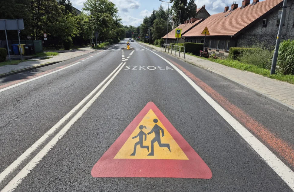 Ulica Bielska W Katowicach Szkola Fot KAW