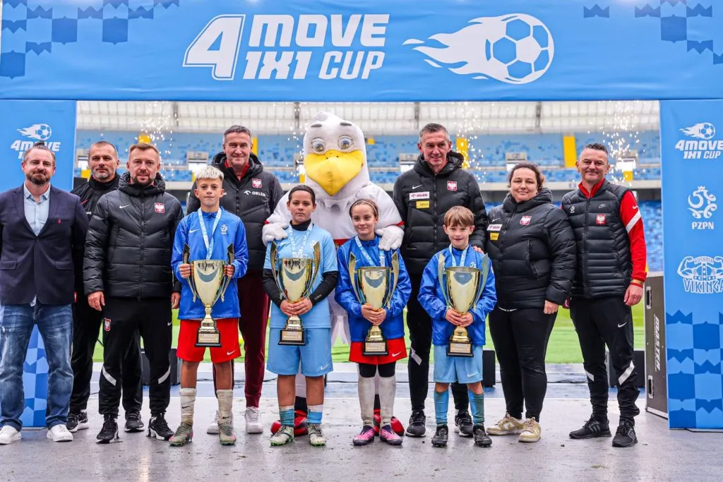4 MOVE 1x1 CUP 3
