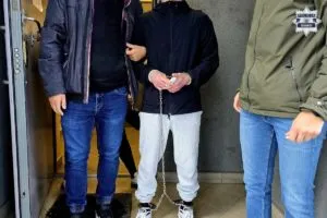 Atak Nozem Na Policjanta W Katowicach. 21 Letni Obywatel Ukrainy Zatrzymany