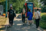 Ludzie Idacy Na Tramwaj Stadion Slaski Fot Transport GZM