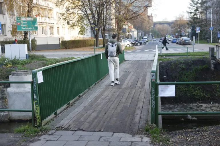 Kladka Dla Pieszych W Ciagu Ul. Moniuszki I Teatralnej W Katowicach 1