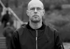 Pono Jeden Z Czlonkow ZIP Skladu