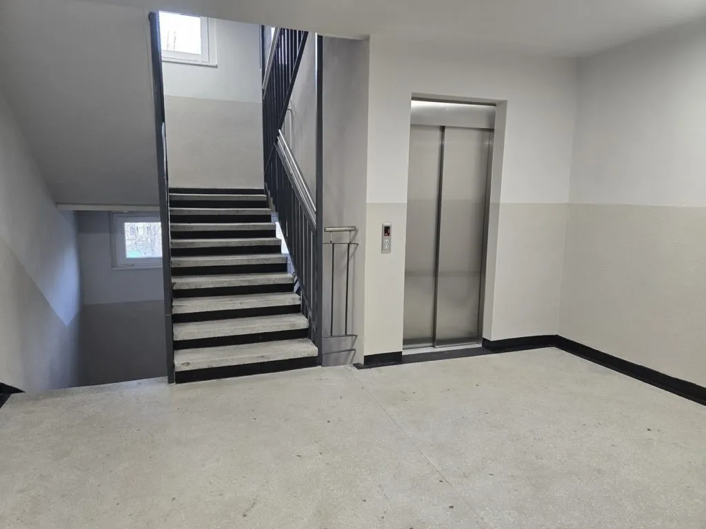 Nieruchomosc Przy Ul. Francuskie 2