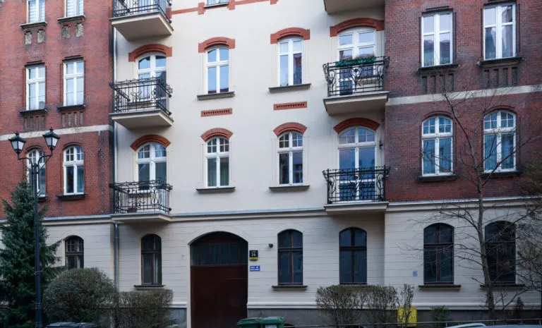 Budynek Przy Ul. Sienkiewicza 14 W Katowicach