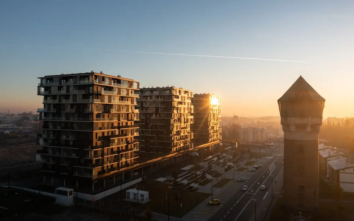 Pierwsza Dzielnica TDJ Estate