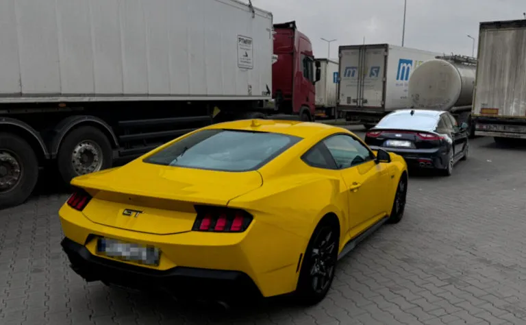 194 Km H Na A4. Kierowca Mustanga Ukarany Mandatem I 15 Punktami