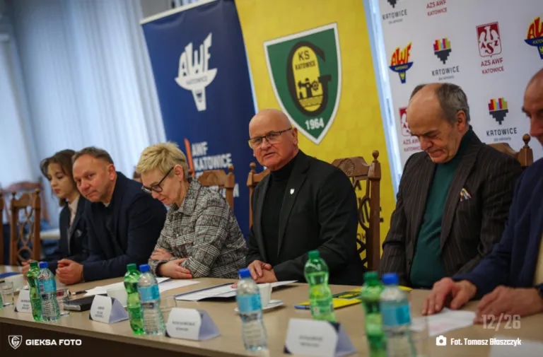 AWF Katowice GKS Katowice I Akademia GKS U Podpisaly Umowe O Wspolpracy