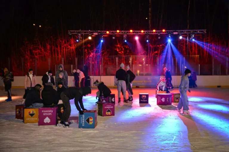 Dyskoteka Na Lodzie W Latach Ubieglych Fot. KAW