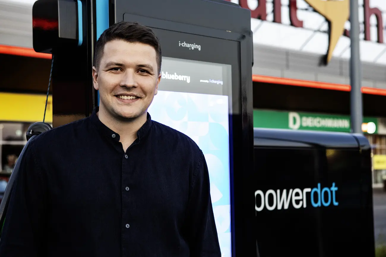 Grigoriy Grigoriev Powerdot 1