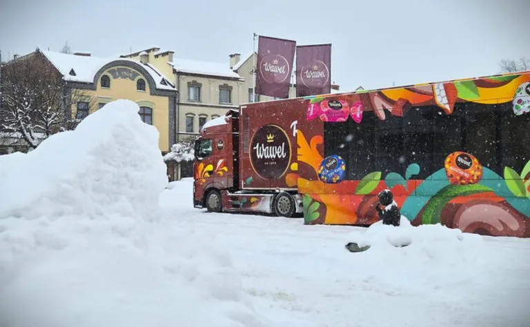 Slodka Zabawa Z Wawel Truck W Brennej