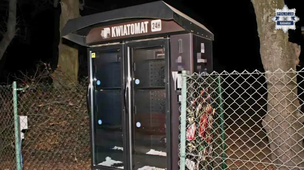 W Dzien Kobiet Wlamal Sie Do Kwiatomatu Przy Ul. Jozefowskiej W Katowicach I Grozil Motorniczemu Tramwaju 2