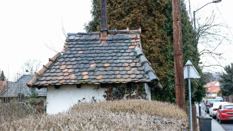 Zabytkowa Stacja Transformatorowa W Giszowcu