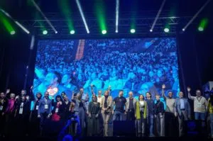 Dawcy I Biorcy Na Scenie Slaskie